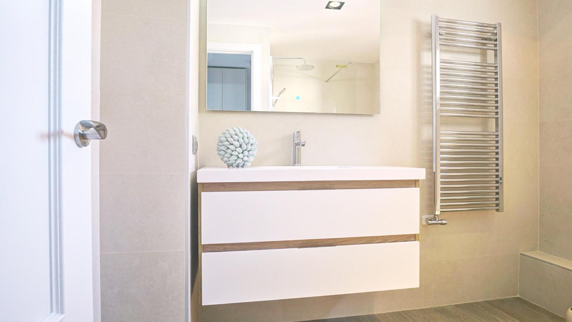 Beachstyle Penthouse By Hello Homes シッチェス エクステリア 写真