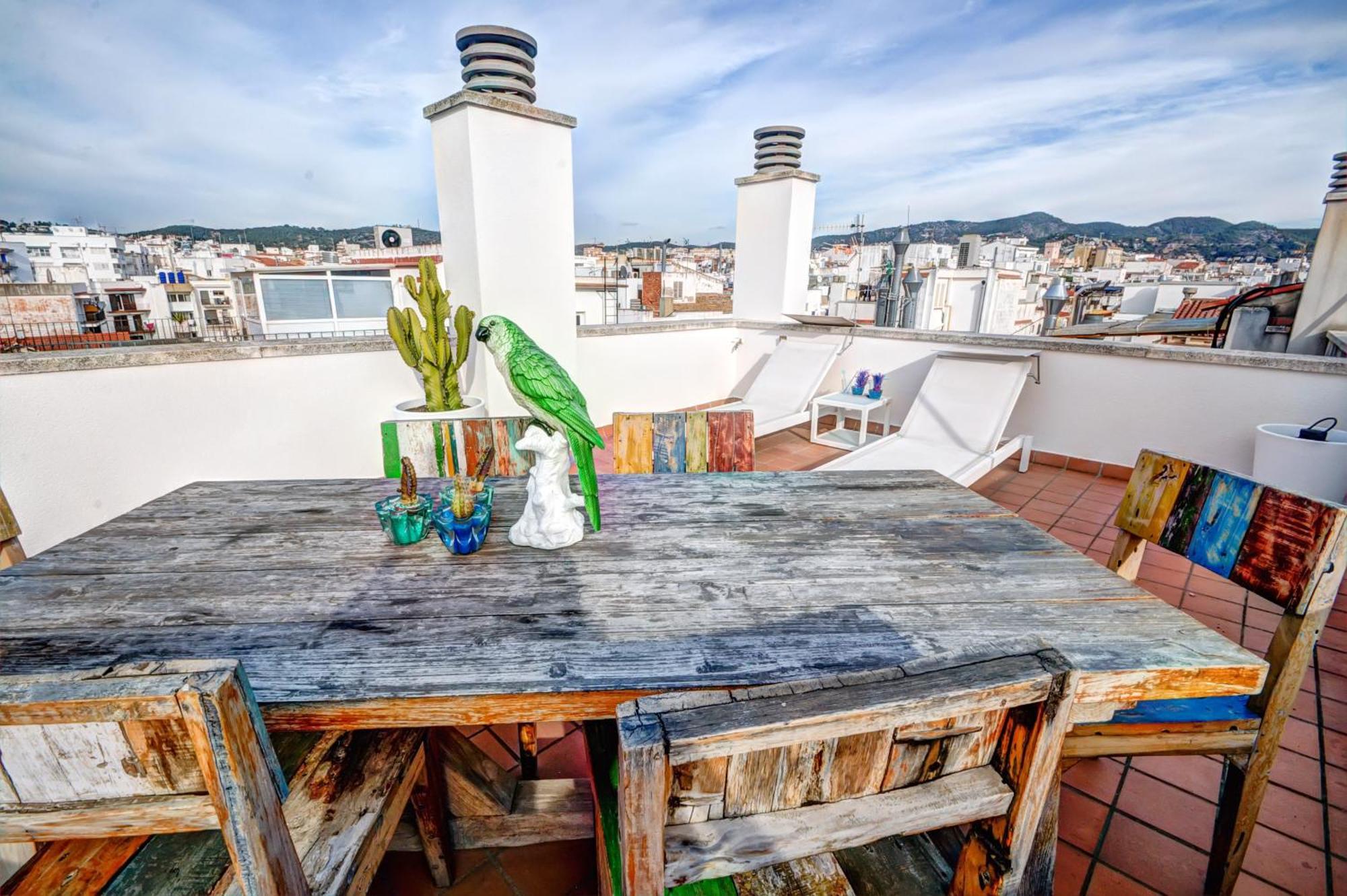 Beachstyle Penthouse By Hello Homes シッチェス エクステリア 写真