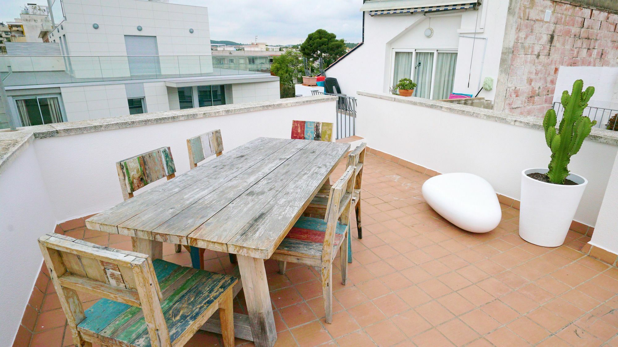 Beachstyle Penthouse By Hello Homes シッチェス エクステリア 写真